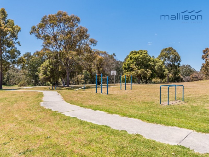 66 Connemara Drive, Thornlie WA 6108