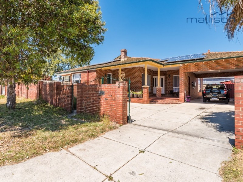 2 Discovery Drive, Thornlie WA 6108