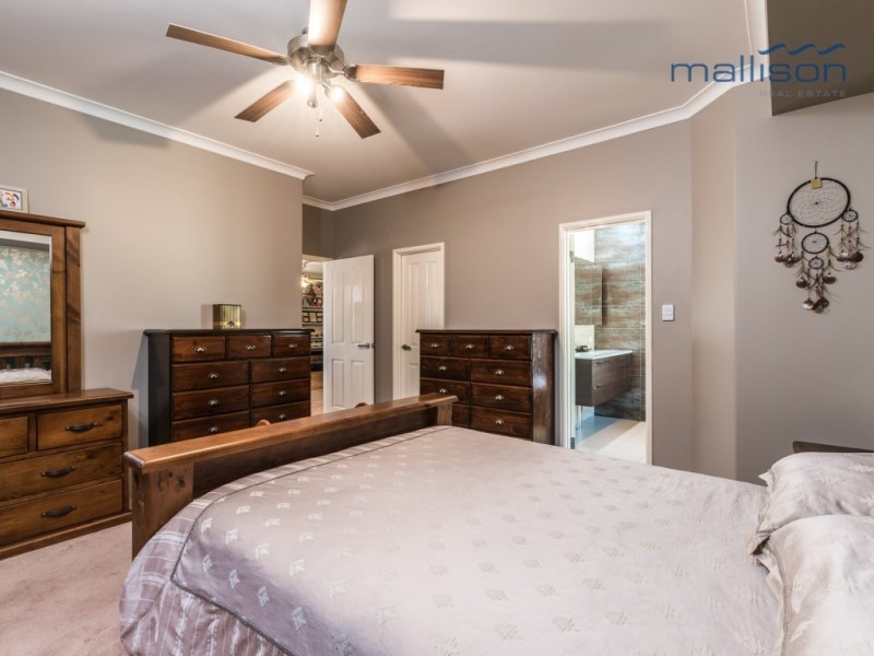 2 Discovery Drive, Thornlie WA 6108