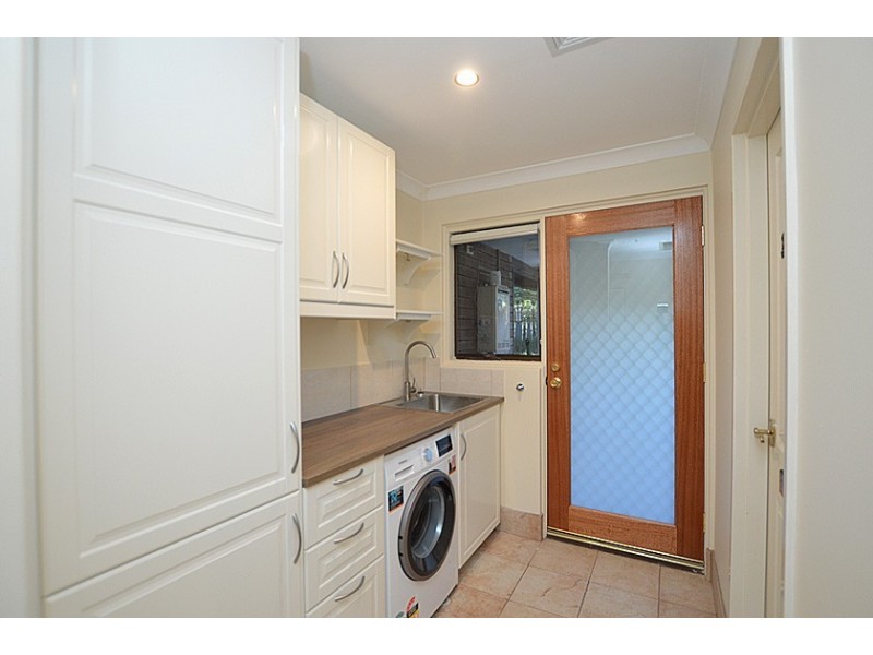 68 Sandpiper Loop, Yangebup WA 6164