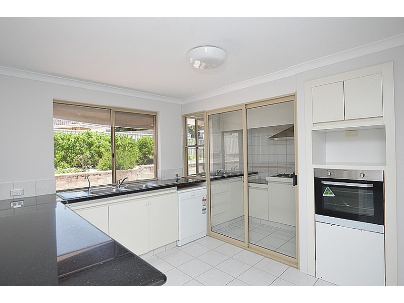 88 Casserly Drive, Leeming WA 6149