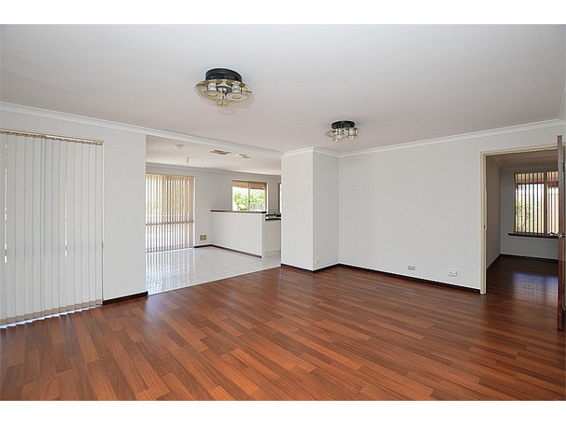 88 Casserly Drive, Leeming WA 6149
