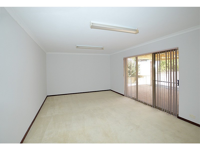 88 Casserly Drive, Leeming WA 6149