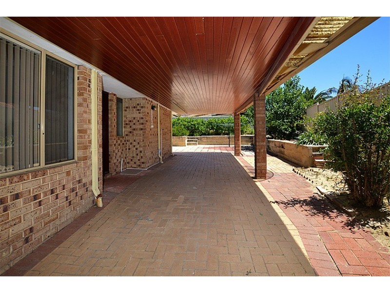 88 Casserly Drive, Leeming WA 6149