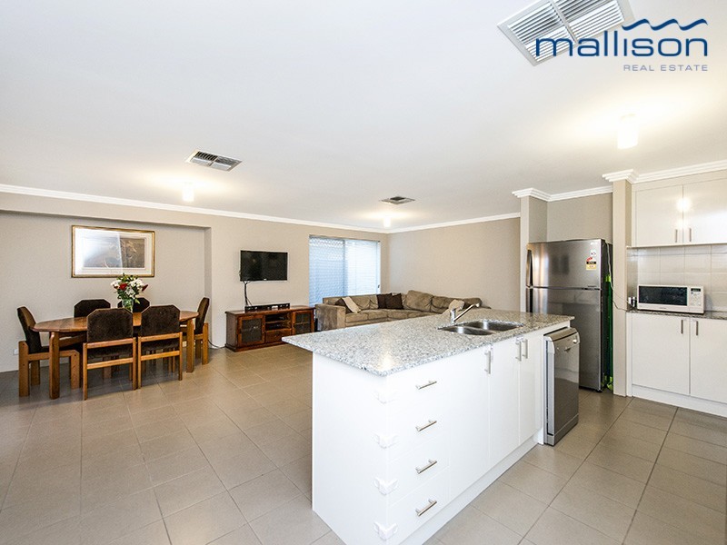 37 Terracina Parkway, Piara Waters WA 6112