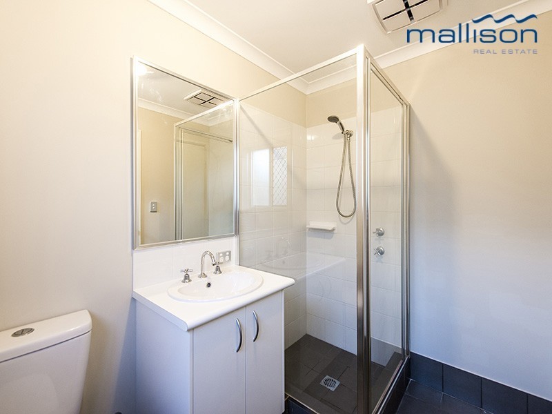 37 Terracina Parkway, Piara Waters WA 6112