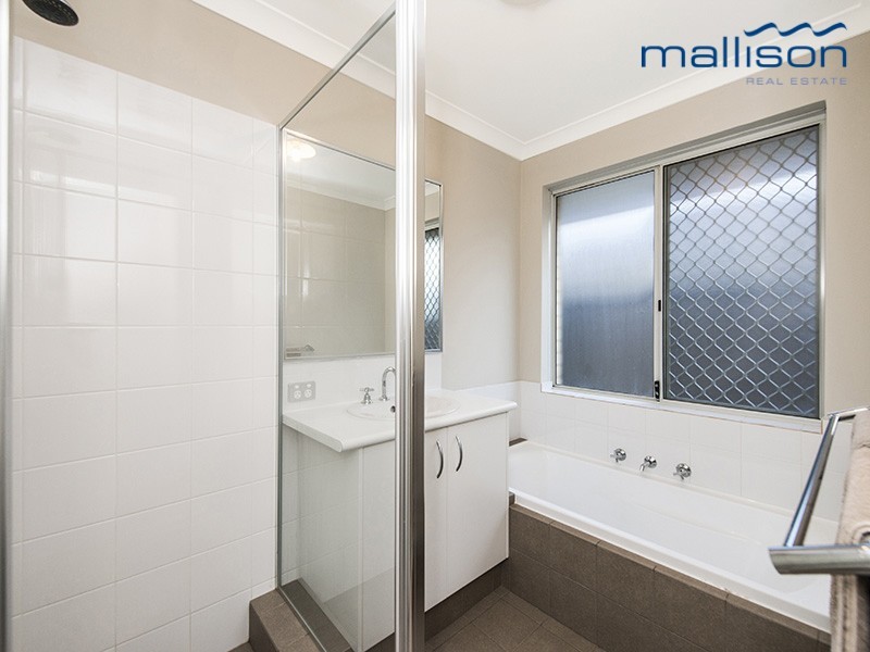 37 Terracina Parkway, Piara Waters WA 6112