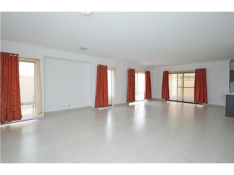 5 Duffield Loop, Southern River WA 6110