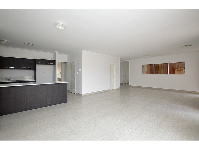 5 Duffield Loop, Southern River WA 6110