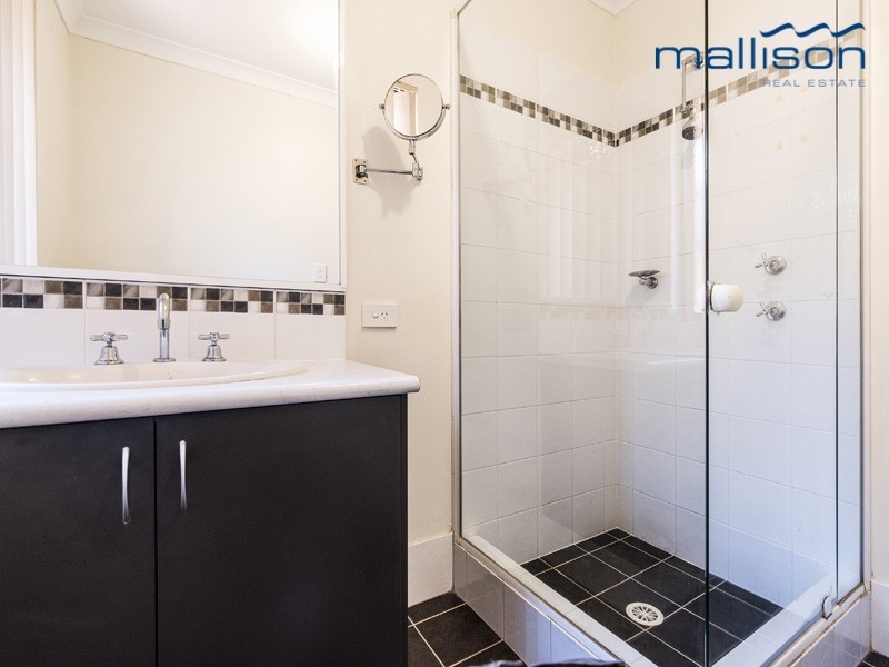 32 Moombaki Avenue, Bertram WA 6167