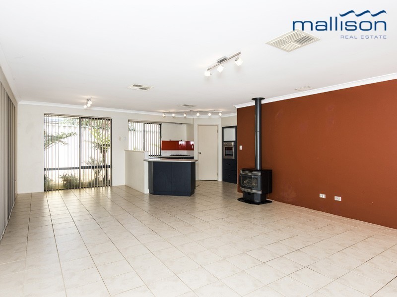 32 Moombaki Avenue, Bertram WA 6167