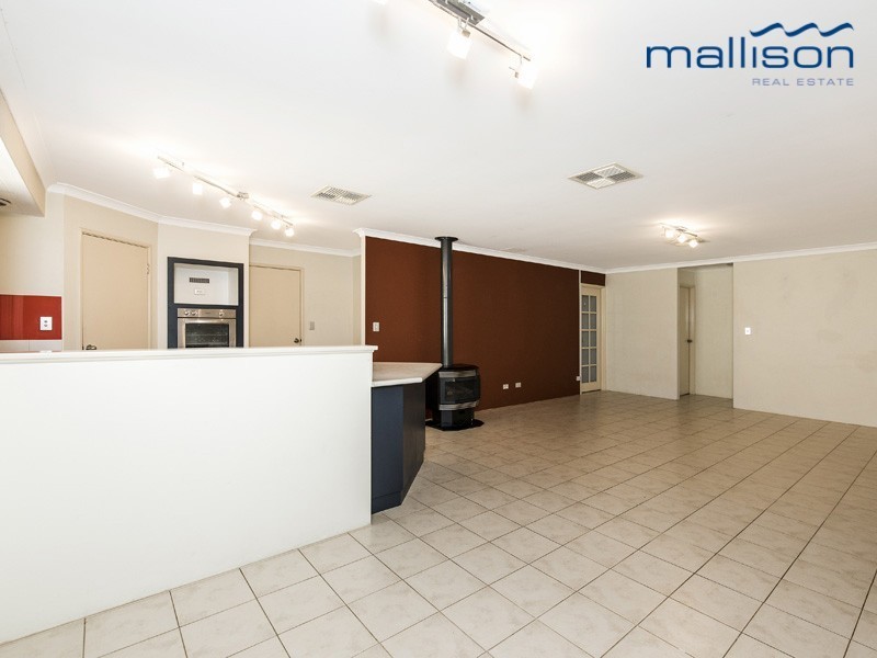 32 Moombaki Avenue, Bertram WA 6167