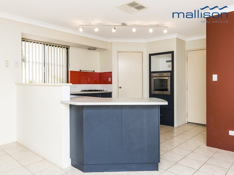 32 Moombaki Avenue, Bertram WA 6167