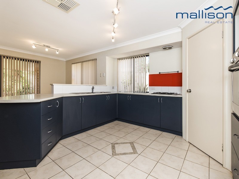 32 Moombaki Avenue, Bertram WA 6167