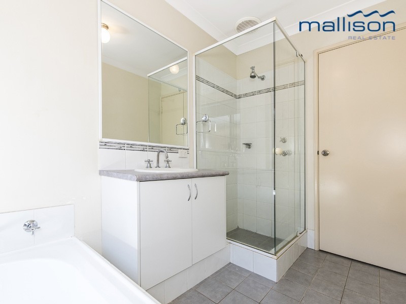 32 Moombaki Avenue, Bertram WA 6167
