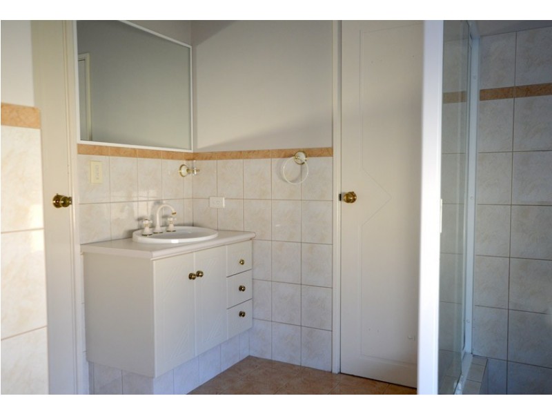 1/70 Carcoola Street, Nollamara WA 6061