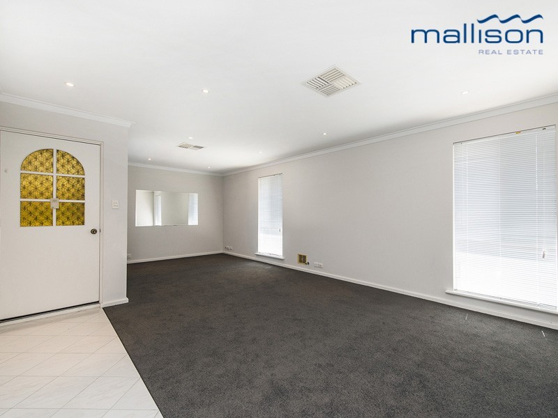2/23 Silvertop Terrace, Willetton WA 6155