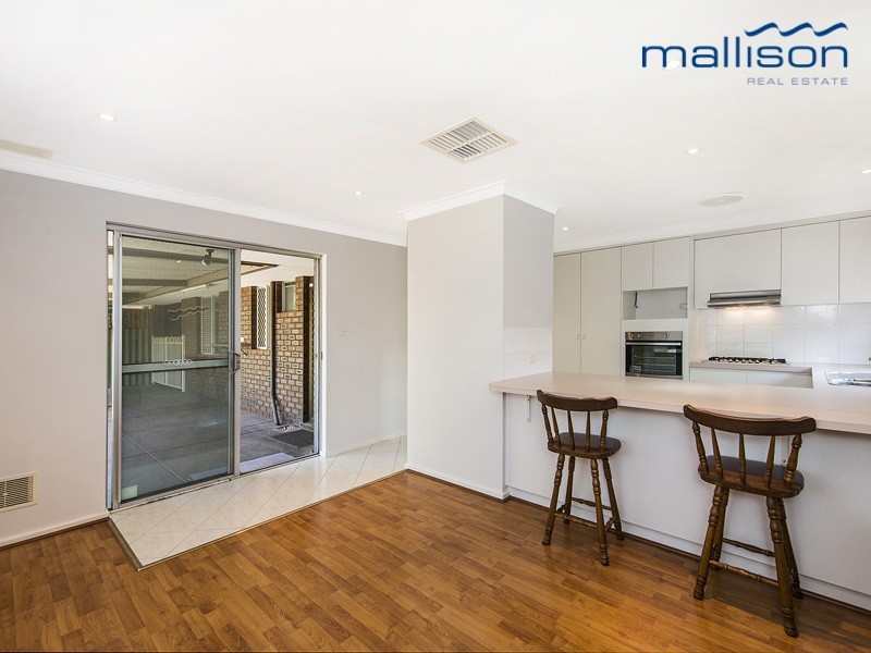 2/23 Silvertop Terrace, Willetton WA 6155