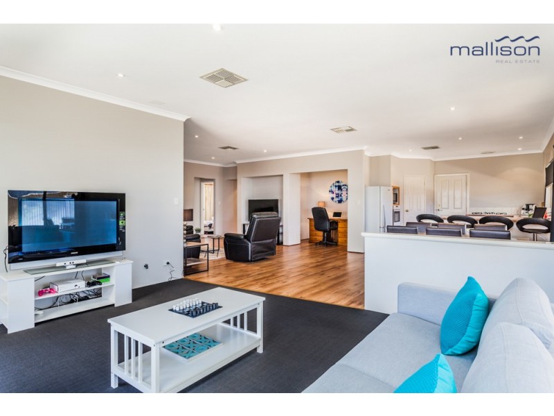 5 Westmoreland Circle, Bertram WA 6167