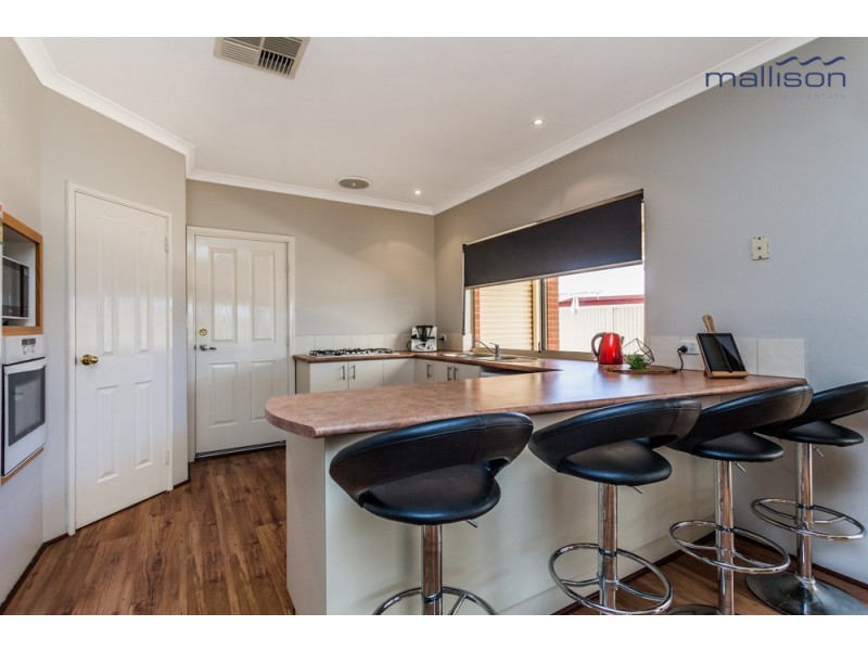 5 Westmoreland Circle, Bertram WA 6167