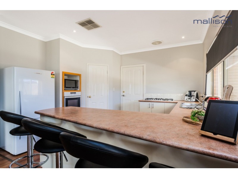 5 Westmoreland Circle, Bertram WA 6167