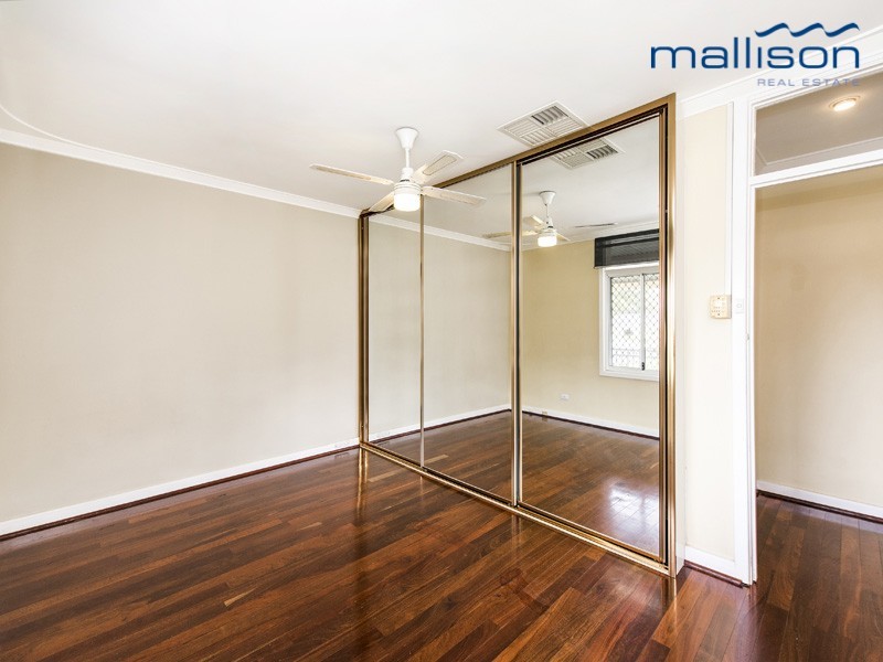 15 Tullamore Avenue, Thornlie WA 6108