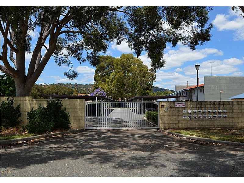 28/14 Coralie Court, Armadale WA 6112