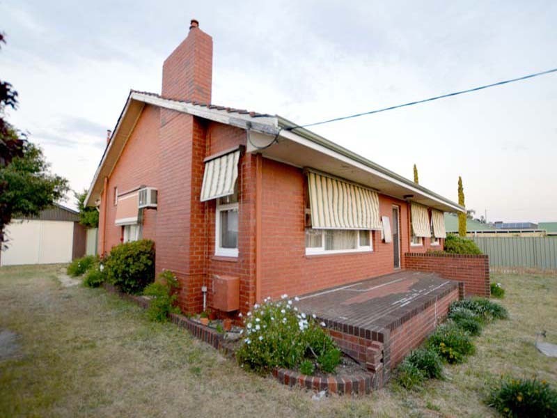 59 Nyandi Court, Thornlie WA 6108