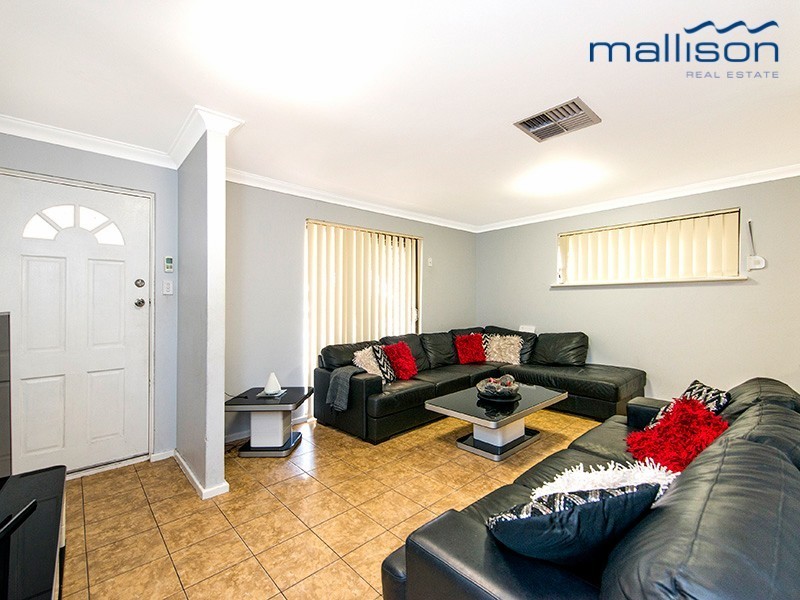 2 Lowan Street, Thornlie WA 6108