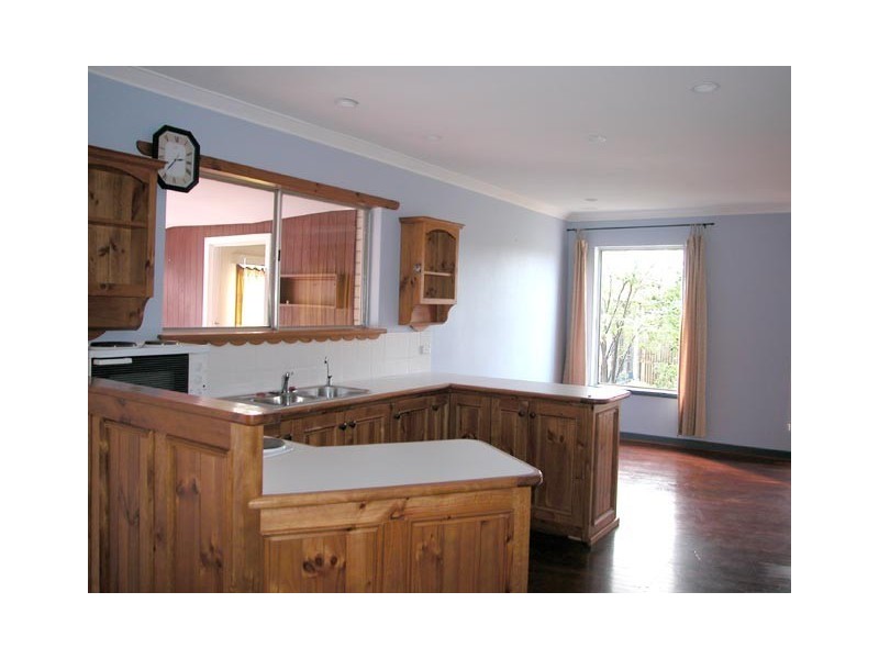 52 Ionic Street, Shelley WA 6148