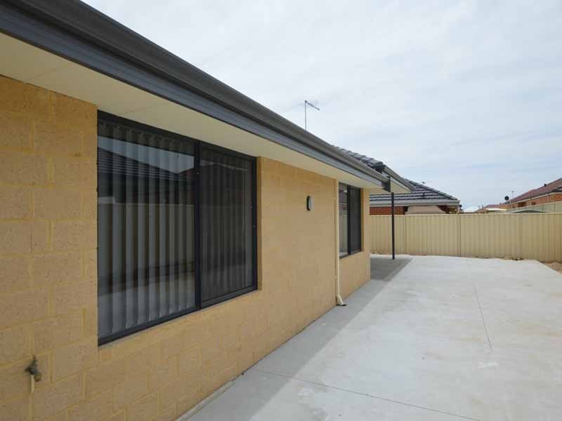 16 Millewa Road, Southern River WA 6110