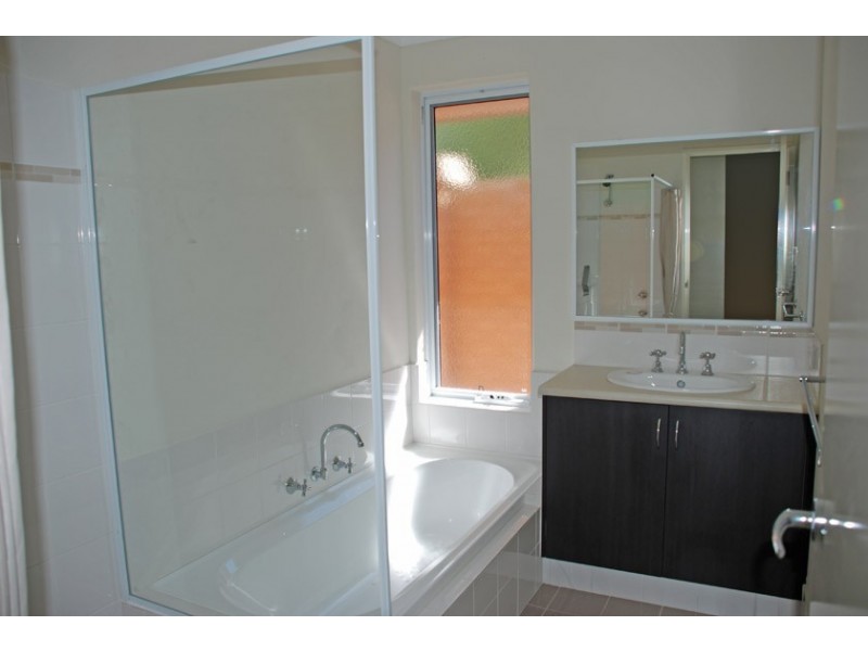 11/1 Coojong Link, Success WA 6164