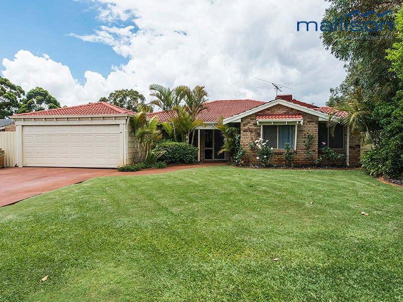 104 Aulberry Parade, Leeming WA 6149