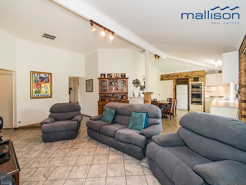 104 Aulberry Parade, Leeming WA 6149