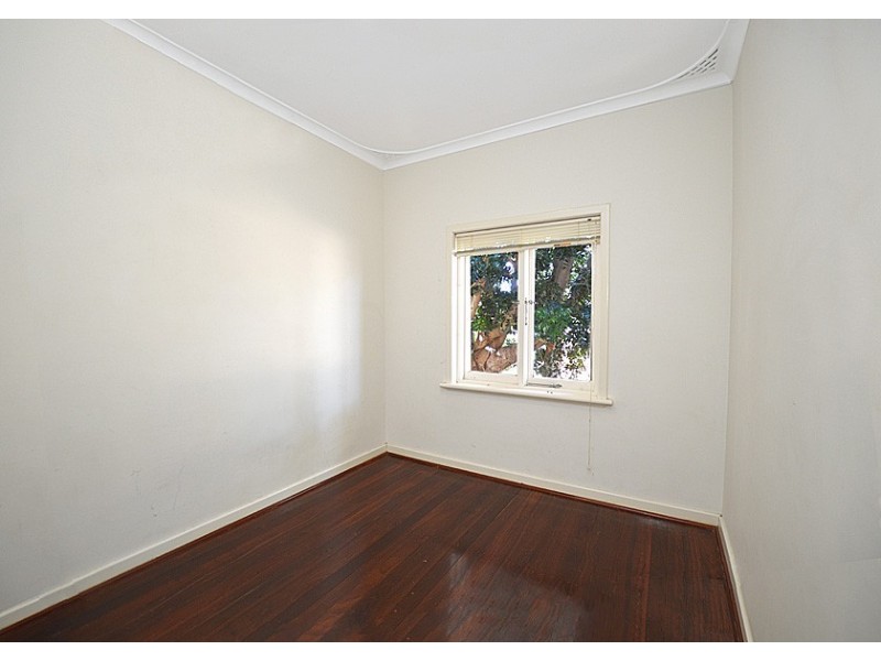 14 Ellement Parade, Coogee WA 6166