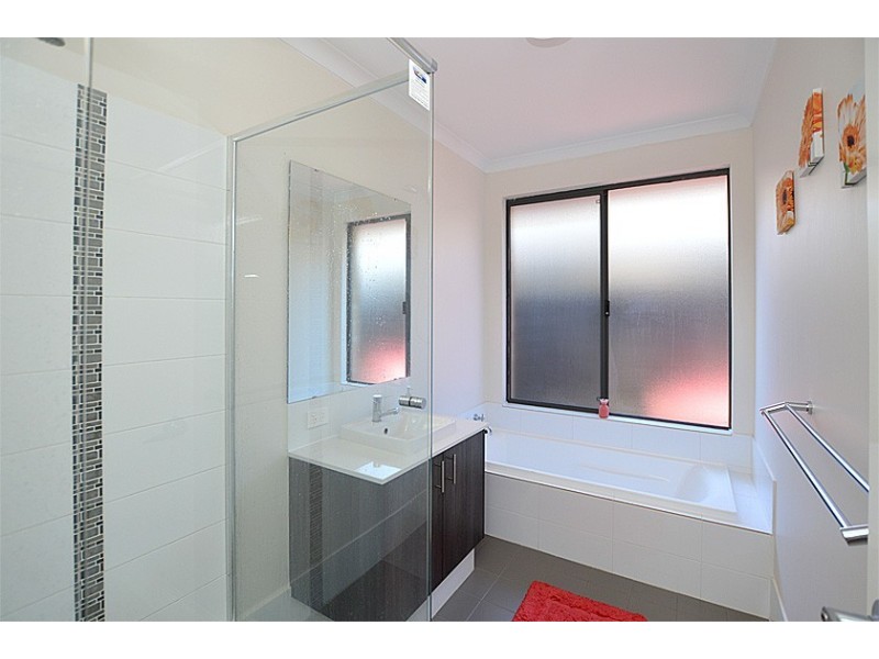 18 Rubylou Crescent, Baldivis WA 6171