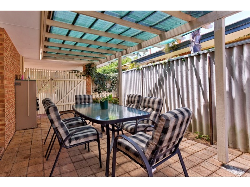 6A Kirk Road, Kardinya WA 6163