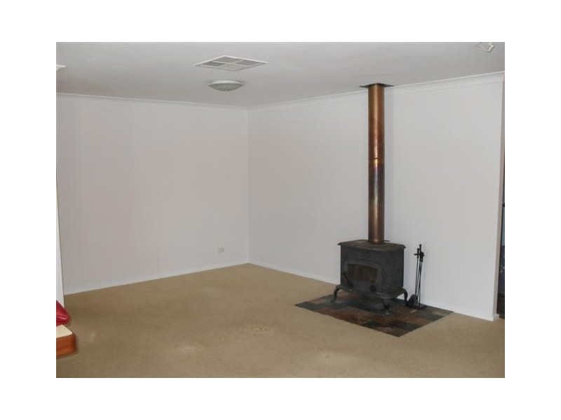 10 Hosken Road, Gosnells WA 6110