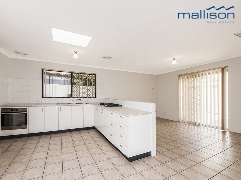 16 Perham Crescent, Leda WA 6170