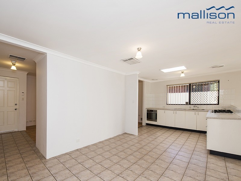 16 Perham Crescent, Leda WA 6170
