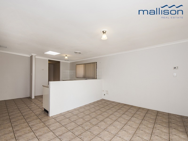 16 Perham Crescent, Leda WA 6170