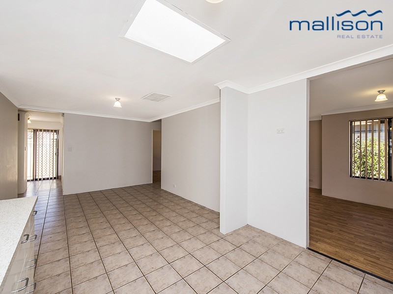 16 Perham Crescent, Leda WA 6170
