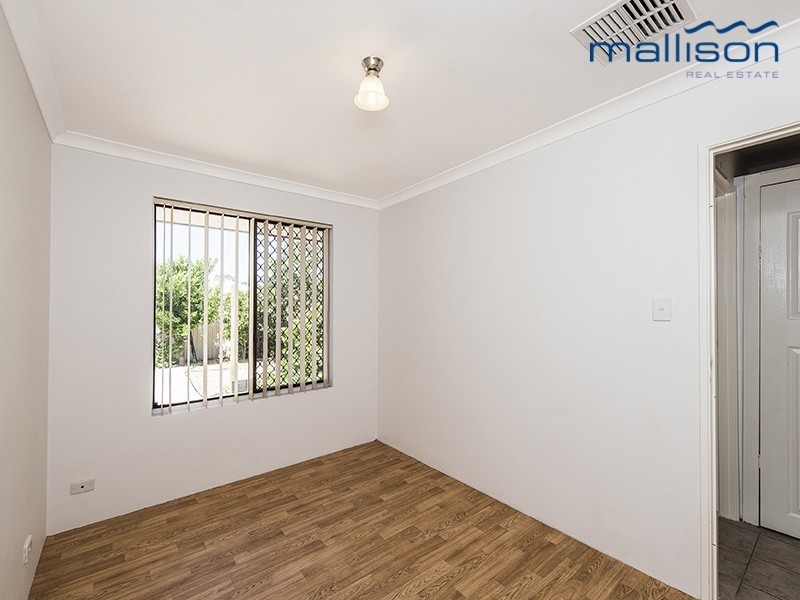 16 Perham Crescent, Leda WA 6170