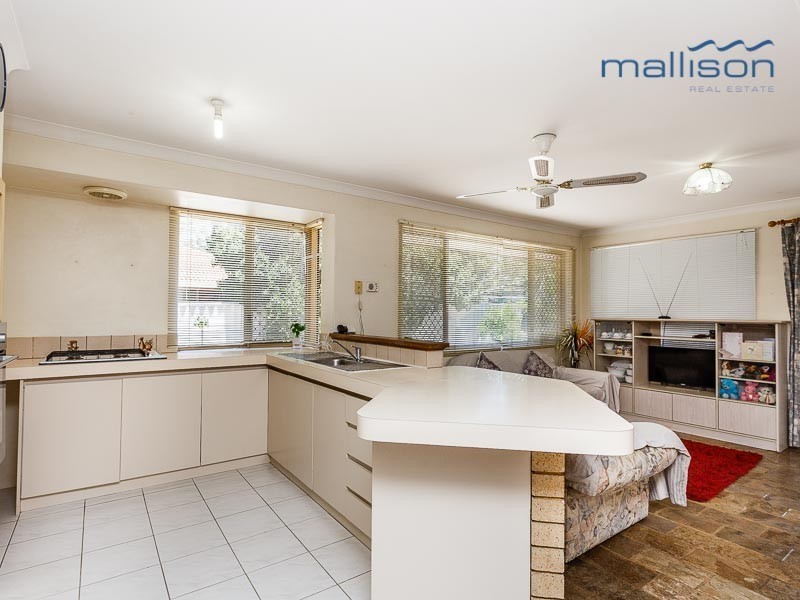 43 Nyandi Court, Thornlie WA 6108