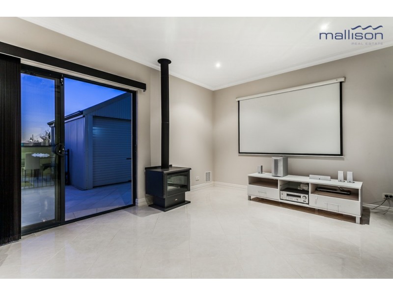 16 Granby Road, Secret Harbour WA 6173