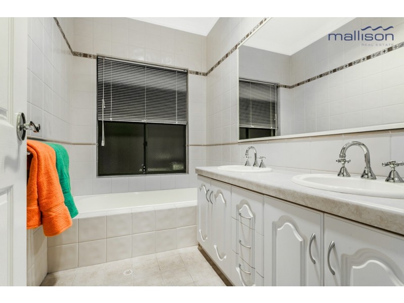 16 Granby Road, Secret Harbour WA 6173