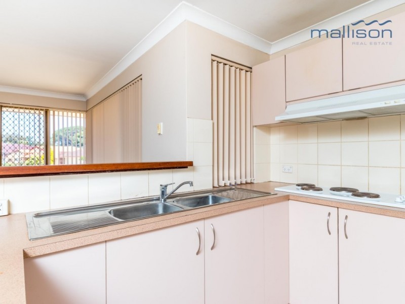1A Pine Grove, Kardinya WA 6163