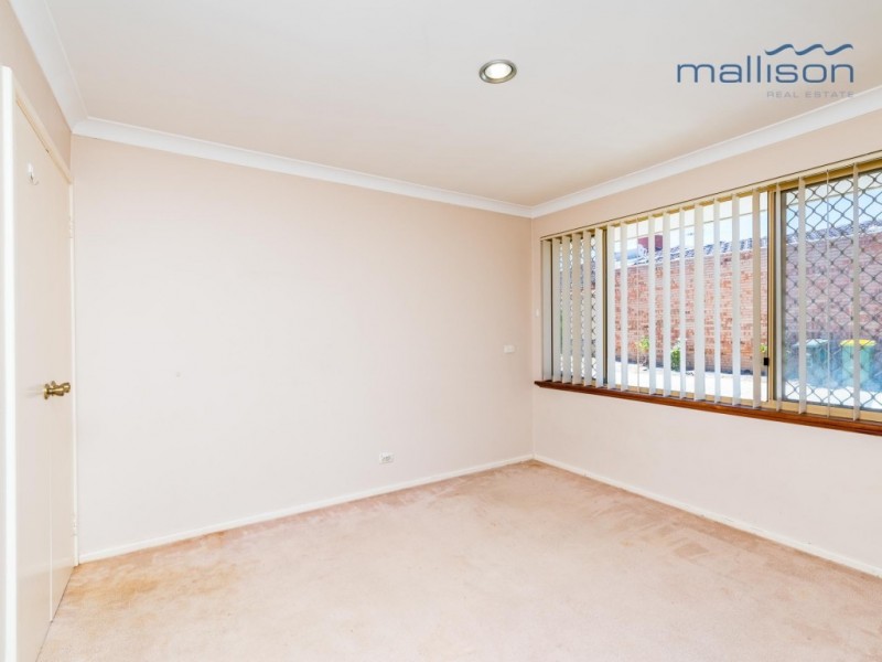 1A Pine Grove, Kardinya WA 6163