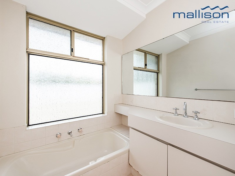 36 Freedman Way, Winthrop WA 6150