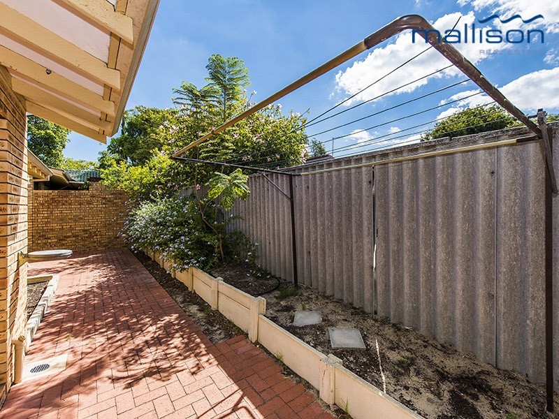 2/40 Lockhart Street, Como WA 6152